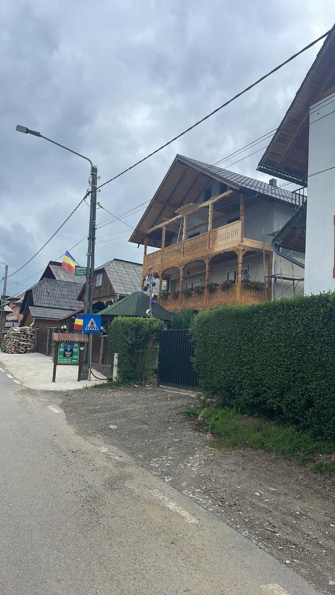 Hotel Casa Ionela Petreus Poienile Izei Exteriér fotografie